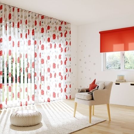 Flächenvorhänge und Vertikalanlagen