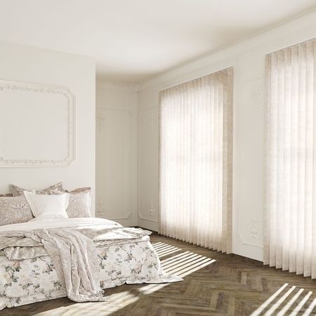 Flächenvorhänge und Vertikalanlagen