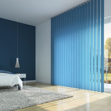 Flächenvorhänge und Vertikalanlagen